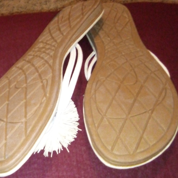 Ladies Misha Sandals - Picture 3 of 6